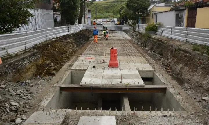 Santo André avança em obras de microrreservatórios contra enchentes na Vila Pires