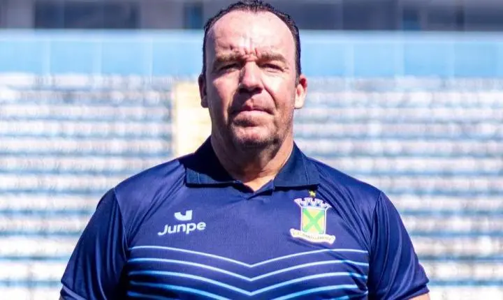 Santo André oficializa Leandro Mehlich como novo treinador da equipe Sub-20