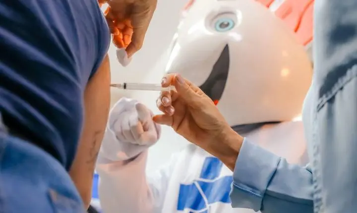 São Bernardo amplia vacinação contra dengue para adultos com 59 anos
