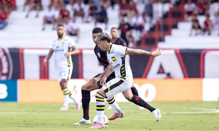São Bernardo vence Atlético-GO em Goiânia e mantém a liderança da Série B
