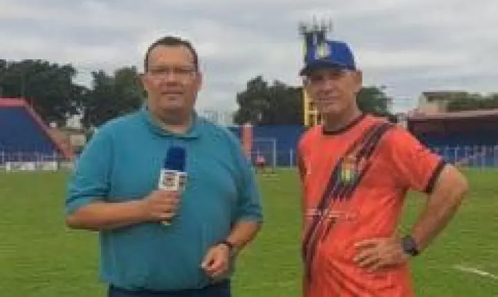 São Caetano aposta em foco e equilíbrio para decisão, afirma técnico Edson Leivinha