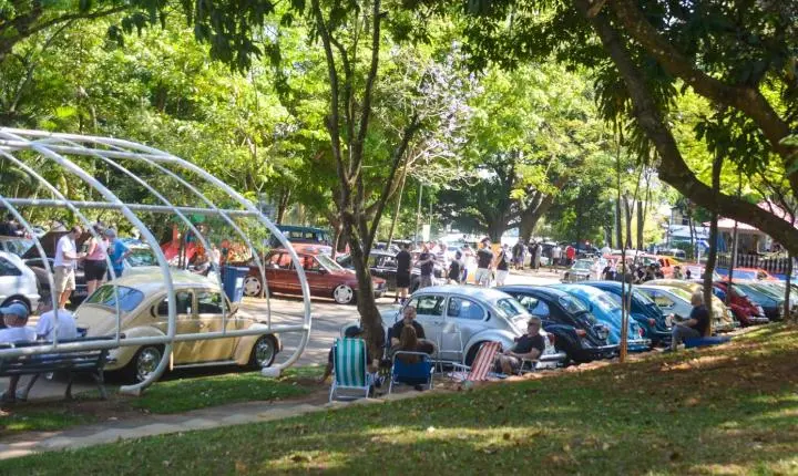 São Caetano promove encontro de carros antigos no Bosque do Povo neste domingo