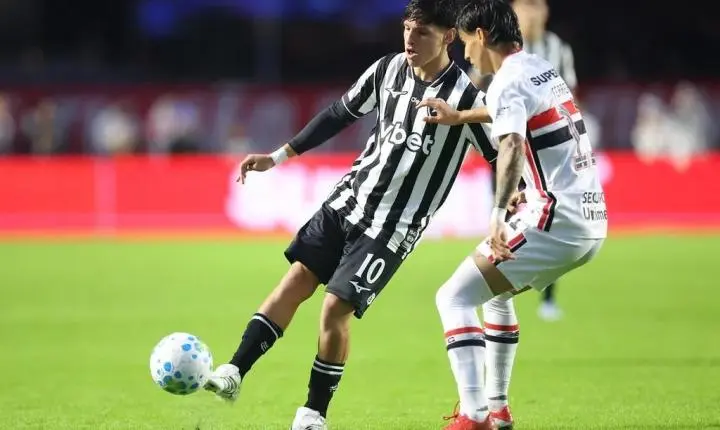 São Paulo empata com o Botafogo no MorumBIS e vê vaga no G-4 sob ameaça