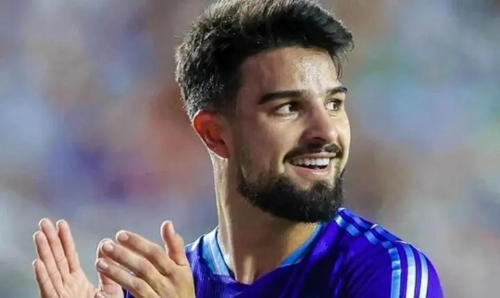 Scaloni inclui Flaco López em pré-lista da Argentina para a Copa do Mundo 2026