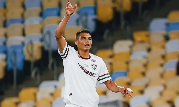 Thiago Silva é liberado pelo DM e pode reforçar o Fluminense na Libertadores