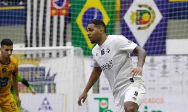 Umbro/Liga São Caetano goleia o Magnus Futsal e conquista  vitória histórica pelo Campeonato Paulista 