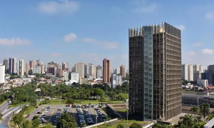 Veja o que abre e fecha em Santo André no Dia do Servidor e no feriado de Finados